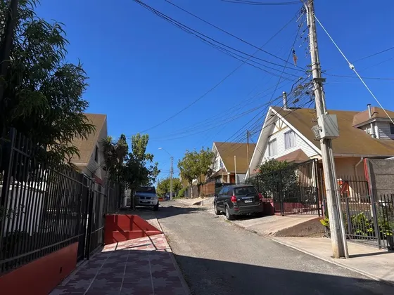 Casa En Venta Los Pinos. 4dorm. En Quilpue