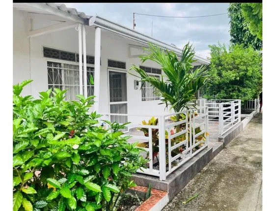 Casa En Condominio Con Piscina Nueva En Flandes Tolima