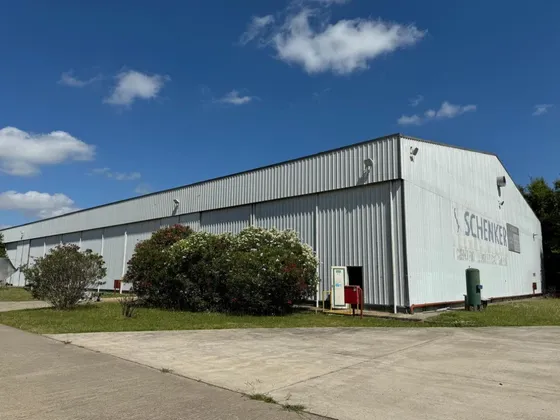 Excelente Nave 4450 M2 En Parque Industrial
