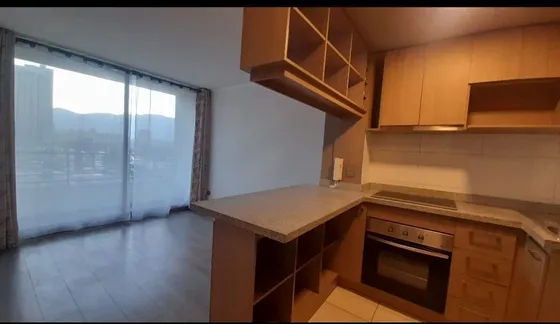 Departamento En Venta De 2 Dorm. En Estación Central