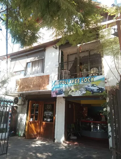 Vendo Casa Con Destino Comercial En Av Macul