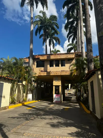 (dc-fm) Se Alquila Apartamento Mañongo Resd Santa Teresita 