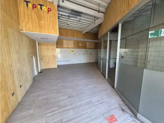 Arriendo Local Comercial 105 M2 Av. Peru