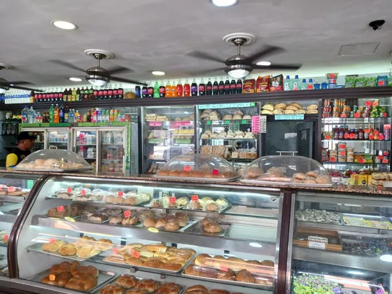  En Venta Fondo De Comercio Panificadora  Ubicada En La Candelaria. Zona De Alto Tráfico. Valencia.27jun. Bc