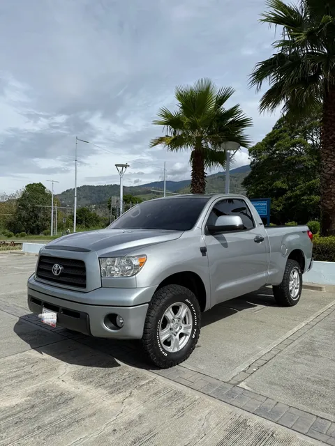 Toyota Tundra 4x2