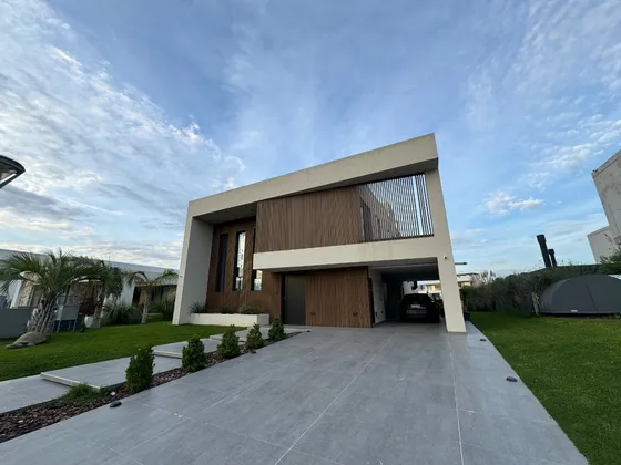 Casa En Venta A Estrenar, Terralagos Canning