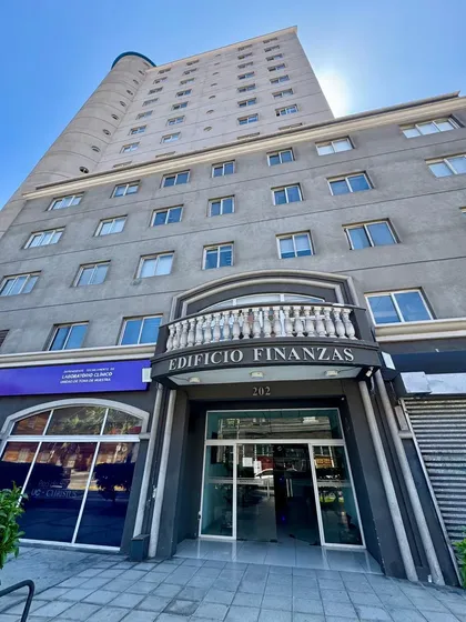 Excelente Oficina En Arriendo . Edificio Finanzas