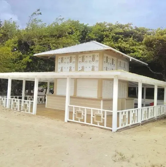 Vendo Restaurante Frente A La Playa En Puerto Plata 