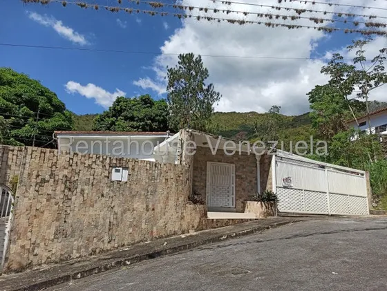 Casa En Venta Urb Palmarito Maracay 25-1318 Apd