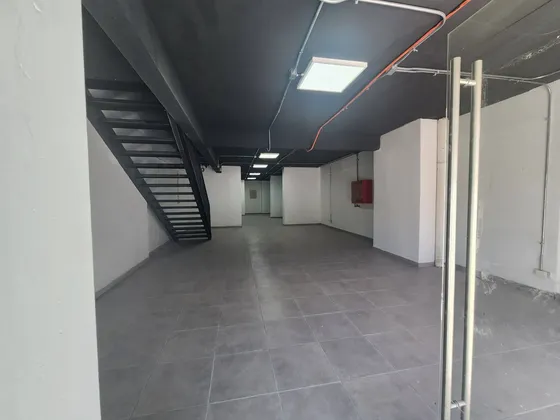 Arriendo Amplio Local, Gran Ubicación En Centro De Temuco