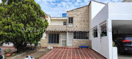 José Trivero Vende Bella Casa En Zona Este Barquisimeto