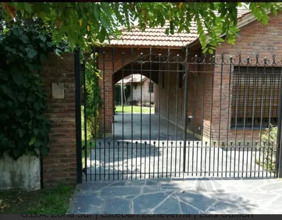 Vendo Chalet - Luis Guillón
