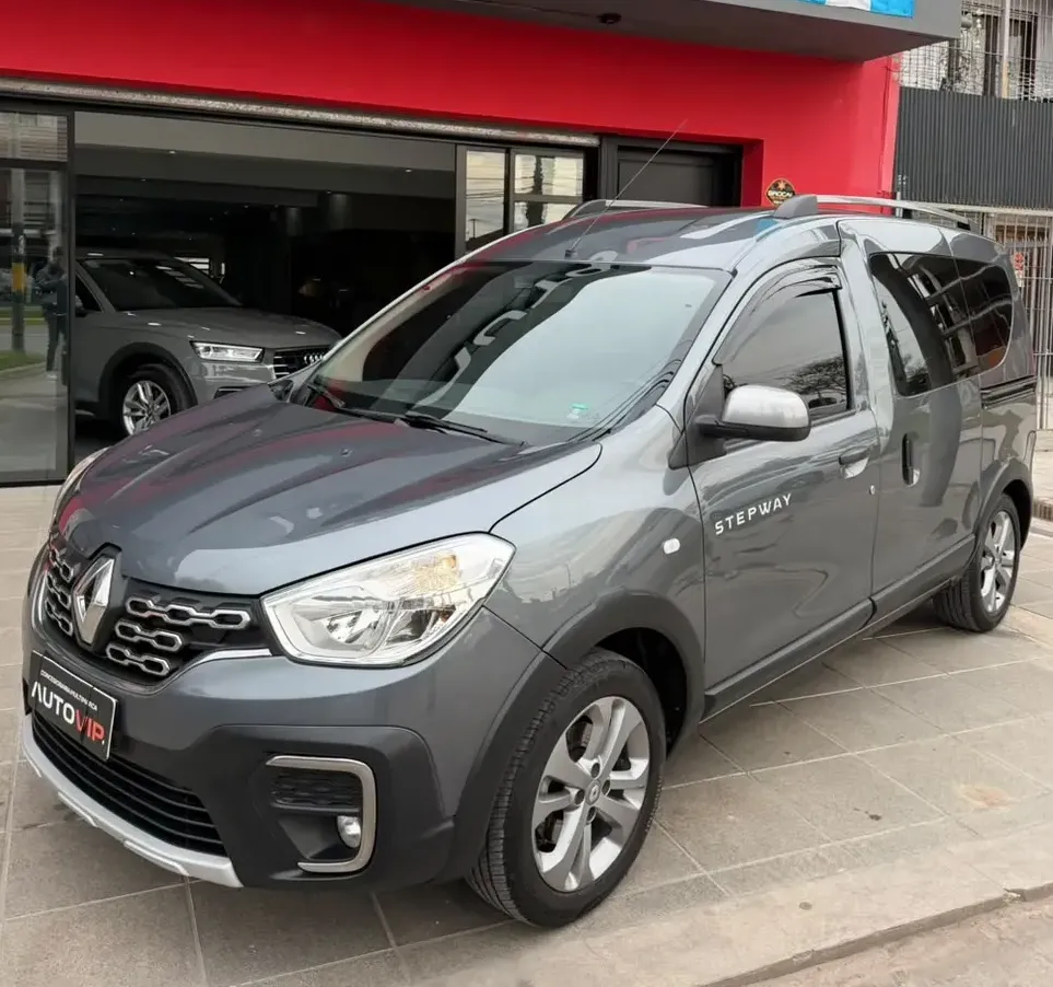 Renault Kangoo Stepway 1.6 2025