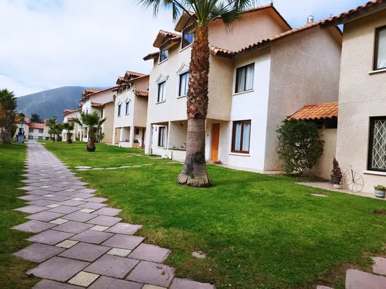 Casa Familiar En Condominio En La Serena