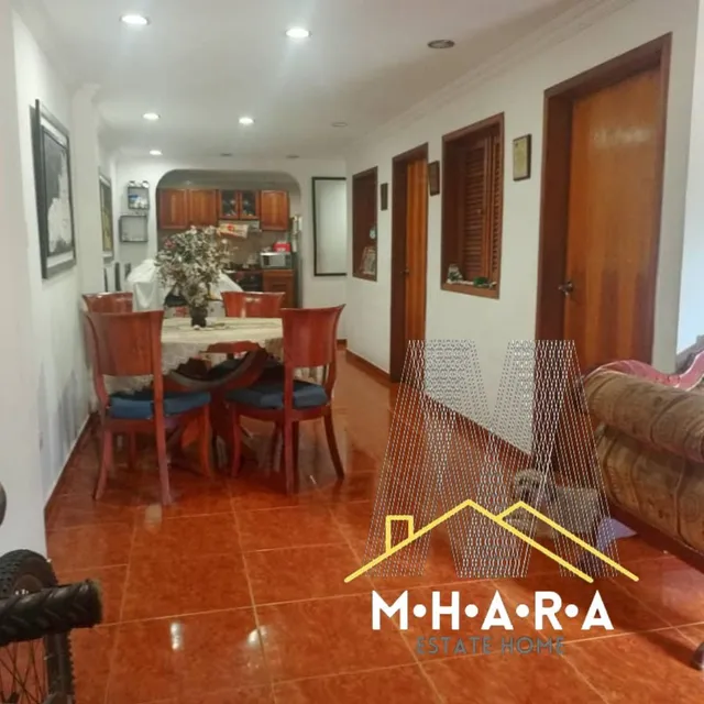 Casa En Venta En La Guaira, Macuto, Con Terraza 