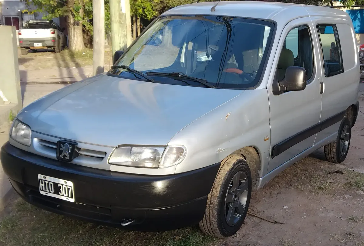Peugeot Partner 1.9 Furgon Presence Plc