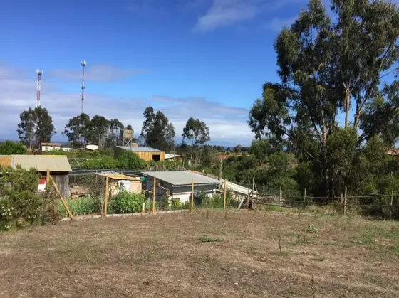 Sitio 1.303 Mts2, Plano, Semi Urbanizado Vista Al Mar