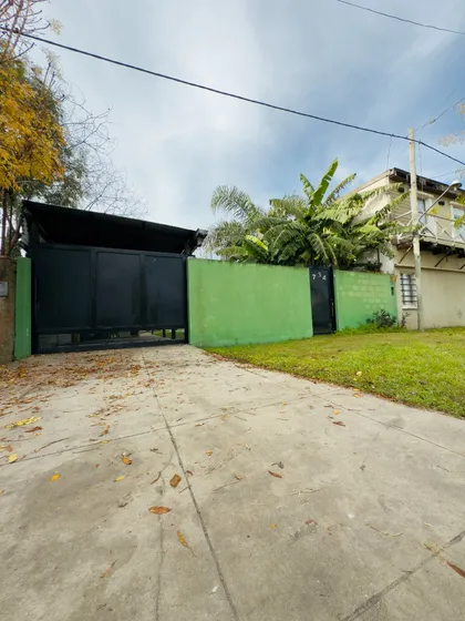 Casa En Venta, 1 Dormitorio, Parrilla, Pileta, Cochera