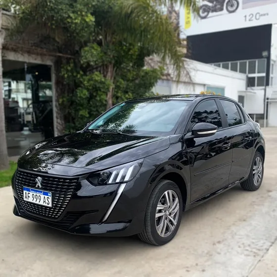 Peugeot 208 1.6 Feline Tiptronic