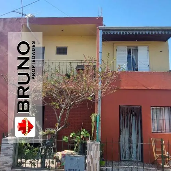 Casa Con Departamento En Venta En Pontevedra