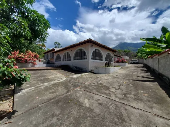 Se Vende Casa Con Clima De Montaña En El Piñal