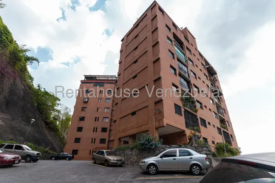 En Venta Espectacular Apartamento, Totalmente Remodelado En Colinas De Bello Monte