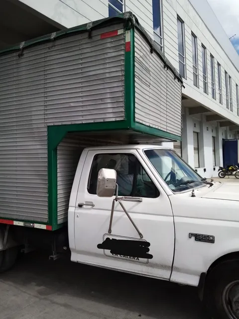 Camioneta Furgon Ford