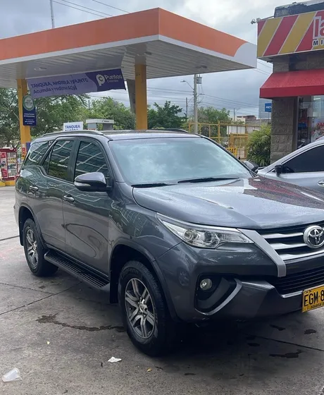 Toyota Fortuner 2.7l