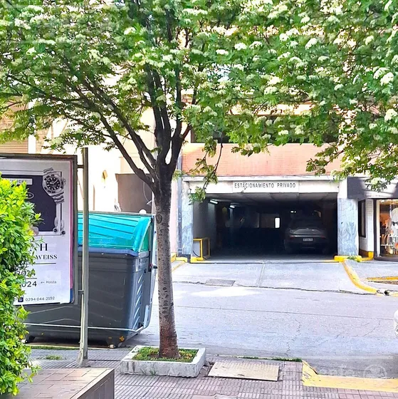 Cochera En Venta Sobre Calle Quaglia En Bariloche