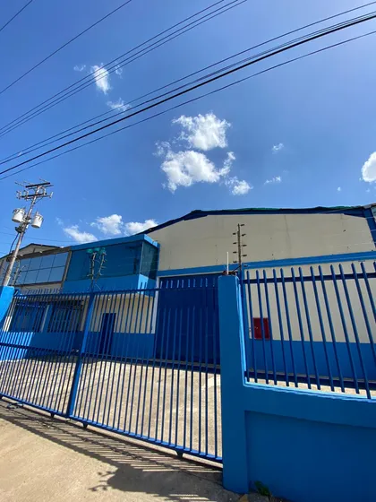 Imobipiña Vende Galpon En Zona Industrial Los Pinos, Puerto Ordaz, Estado Bolivar - Lp