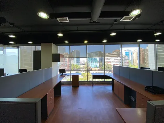 Oficina En Arriendo En Las Condes