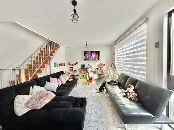 Oportunidad Casa En Venta 3ha 2ba 2e