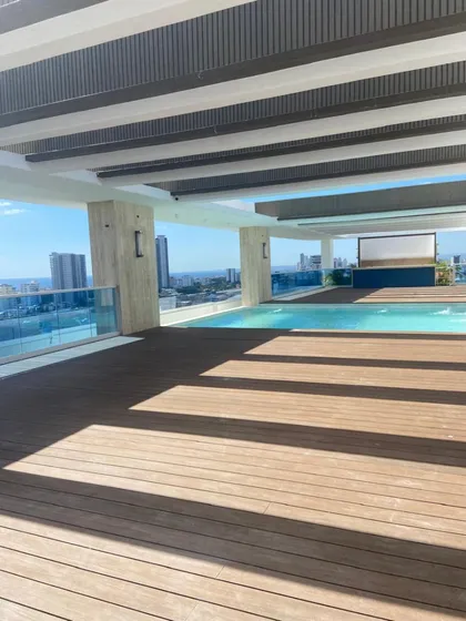 Apartamento Neuvo En Bella Vista Piso 8, 200m2 Netos Mas 3 Parqueos Y Locker Nuevo Piscina, Gym, Terraza