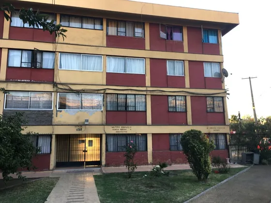 Vendo Departamento Macul: Conectividad A Pasos Metro Grecia 