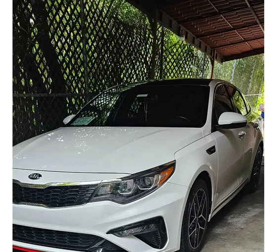 Kia Optima 2.0 L Turbo Gdi Sxl At