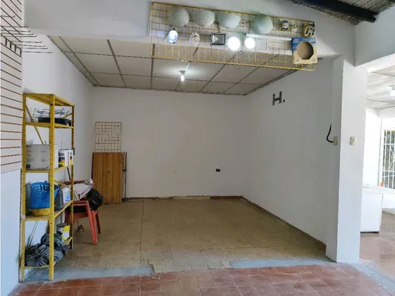 En Alquiler Casa Comercial Guacara, Negocaible
