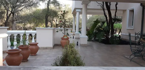 Casa En  Venta En Country Lomas De La Carolina