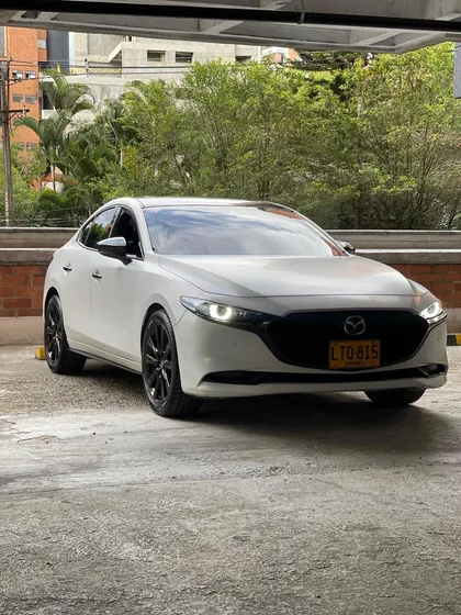Mazda 3 2.0 Grand Touring At Hibrido Ligero - Mhev