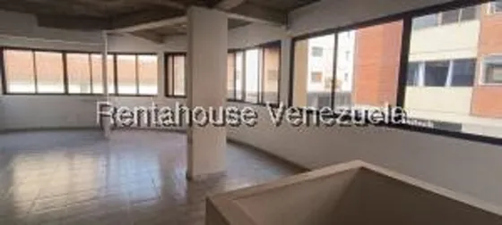 Oficina En Alquiler. Chacao. Mls 25-18502
