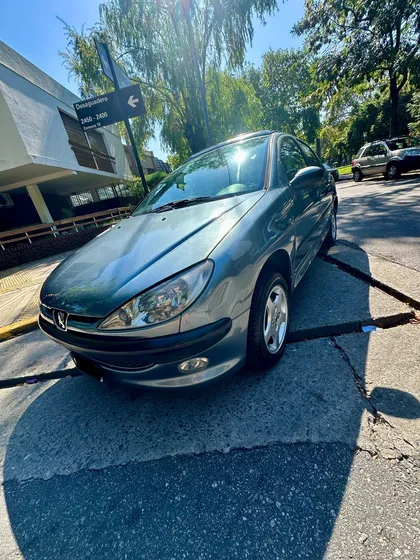 Peugeot 206 1.6 Xt Premium