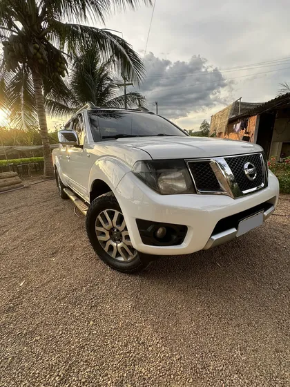 Nissan Frontier 2.5 Sl Cab. Dupla 4x4 Aut. 4p