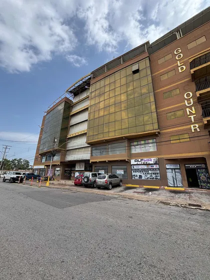 Oficina En Venta En El Cc Gold Country