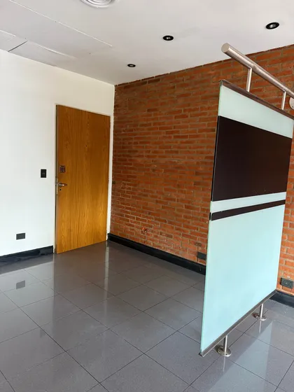 Alquiler Oficina/consultorio En Puerto Madero 60 M2