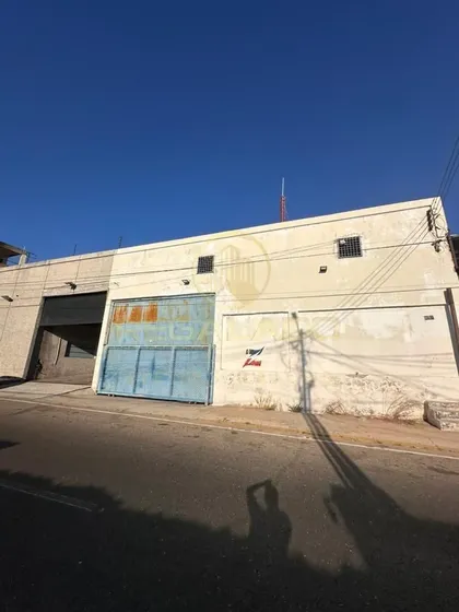 Esga-164 Zona Centro Galpón Avenida 12 Calle 89b 89d Sector Veritas