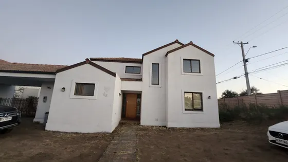 Preciosa Casa Para Arriendo En Cumbres De Nogales, Machalí