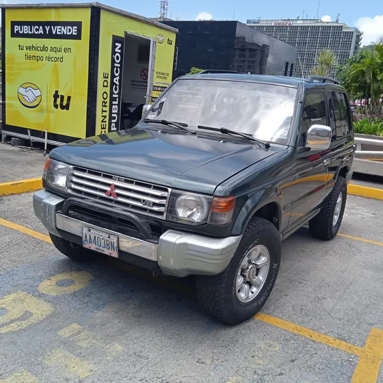 Mitsubishi Montero Dakar-sincrónico