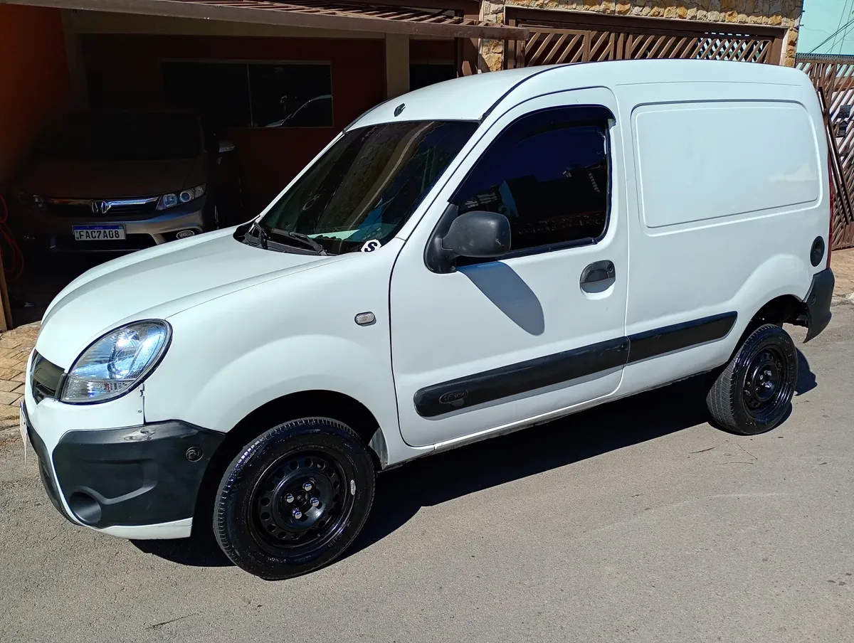 Renault Kangoo Express 2013 1.6 16v Hi-flex 4p — foto 6