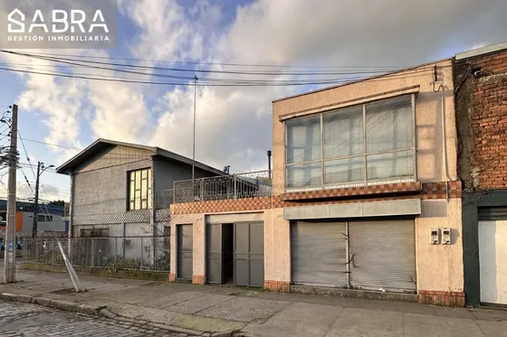 Se Vende Casa Con Local Comercial Incluido