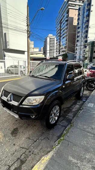 Mitsubishi Pajero Tr4 2.0 Gls Flex 5p