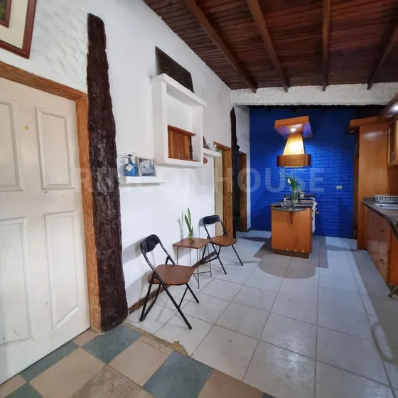 Habitación En Alquiler En La Prolongación Los Acuarios, El Limón